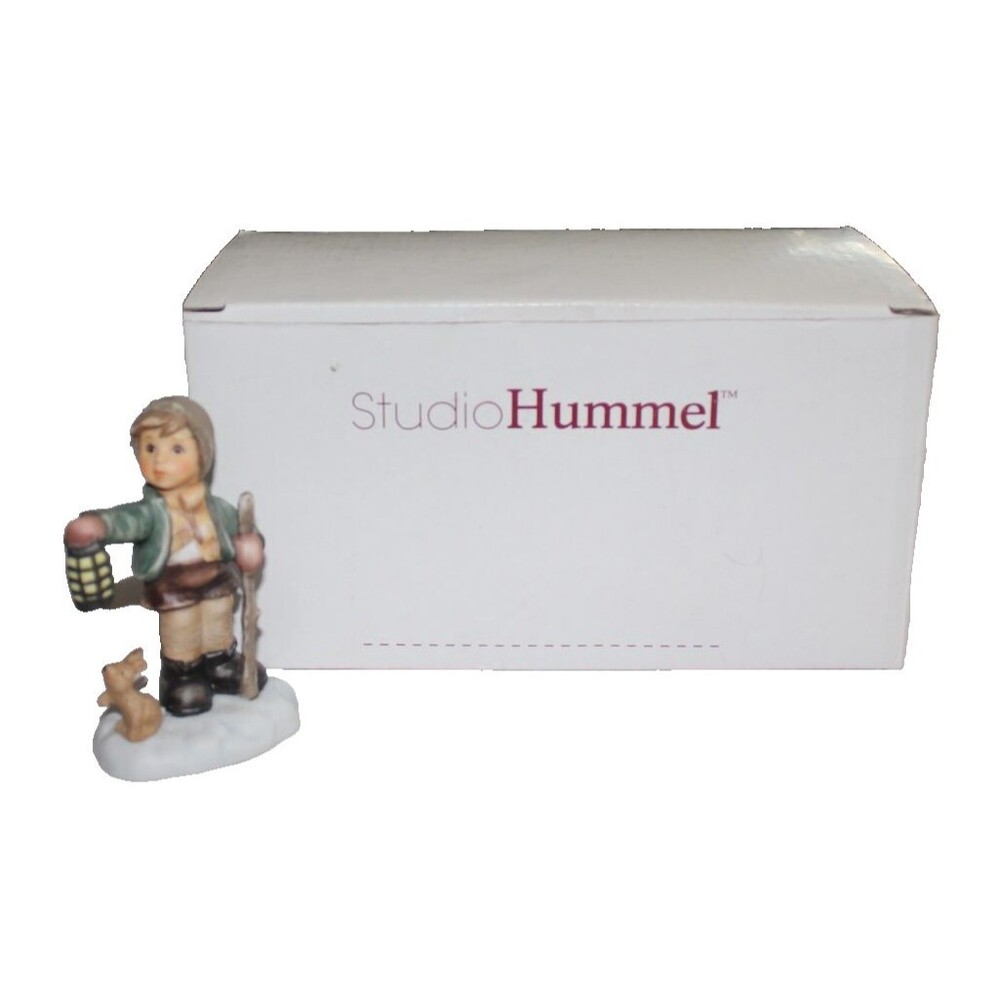 Goebel Hummel "Beautiful Star"  Porcelain Figurine Original Box COA